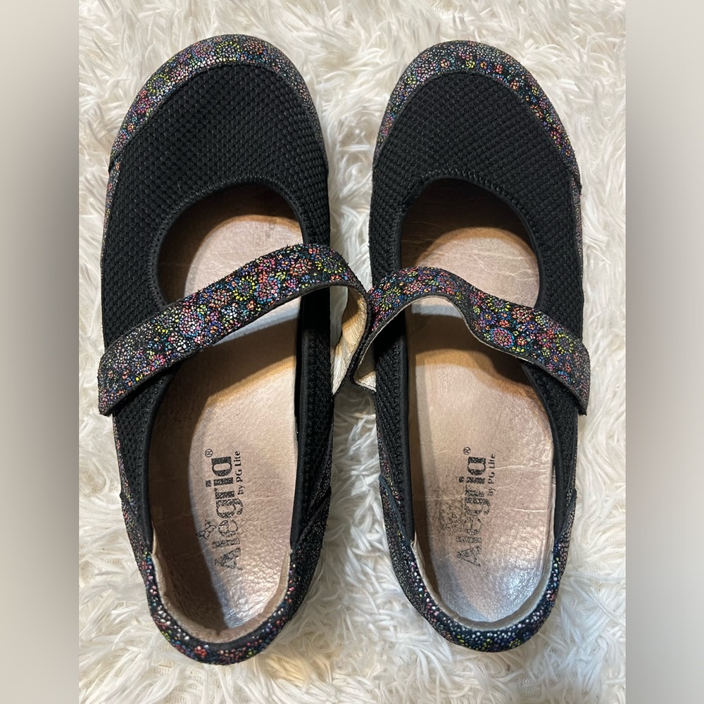 Algeria shoes size 11